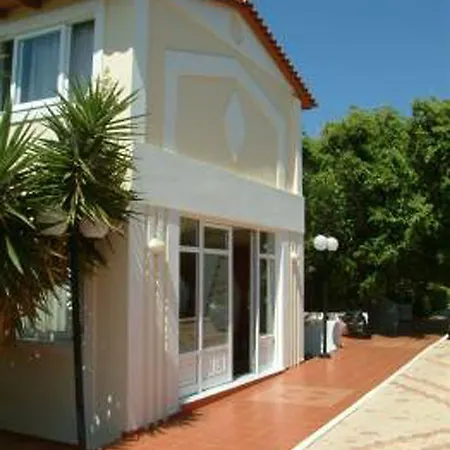 Cretan Garden Adults Only 16plus 3* ヘルソニソス